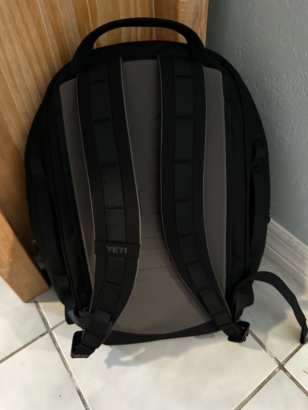 Yeti Black Crossroads Backpack - Sleek Everyday Pack - Picture 3 of 4
